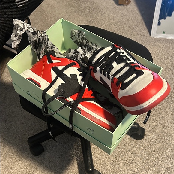 Off-White Other - Off White Out Of Office Sneakers